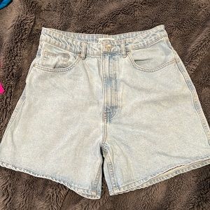 Zara Mom fit jean shorts